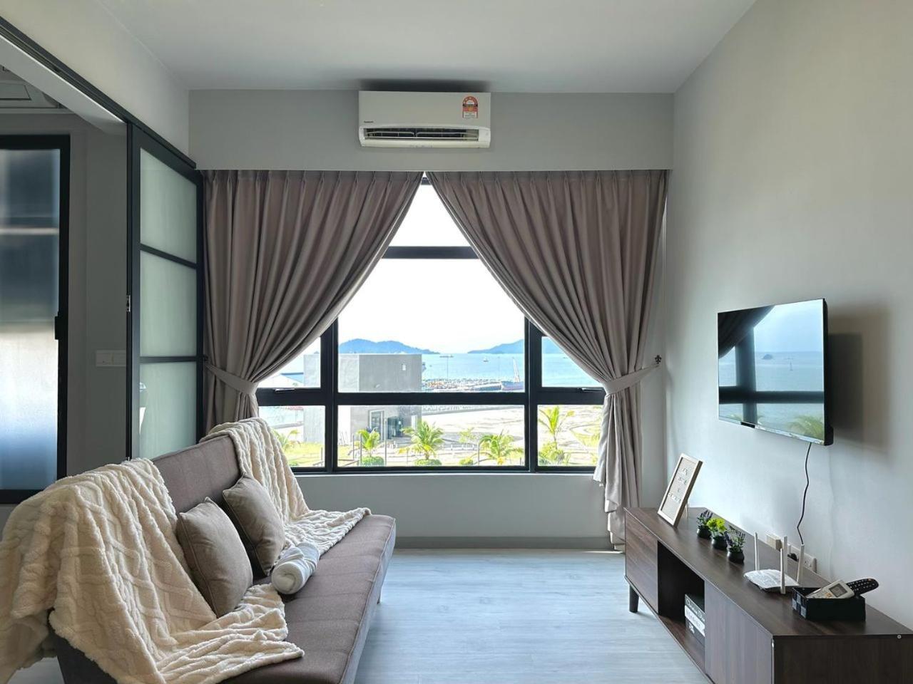 Апартаменты Jesselton Quay Sea & Pool View For 6 Pax Кота-Кинабалу Экстерьер фото