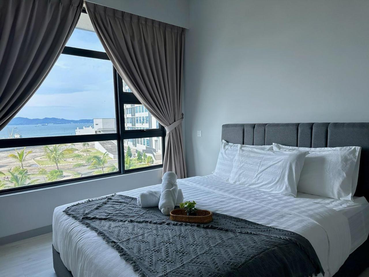 Апартаменты Jesselton Quay Sea & Pool View For 6 Pax Кота-Кинабалу Экстерьер фото